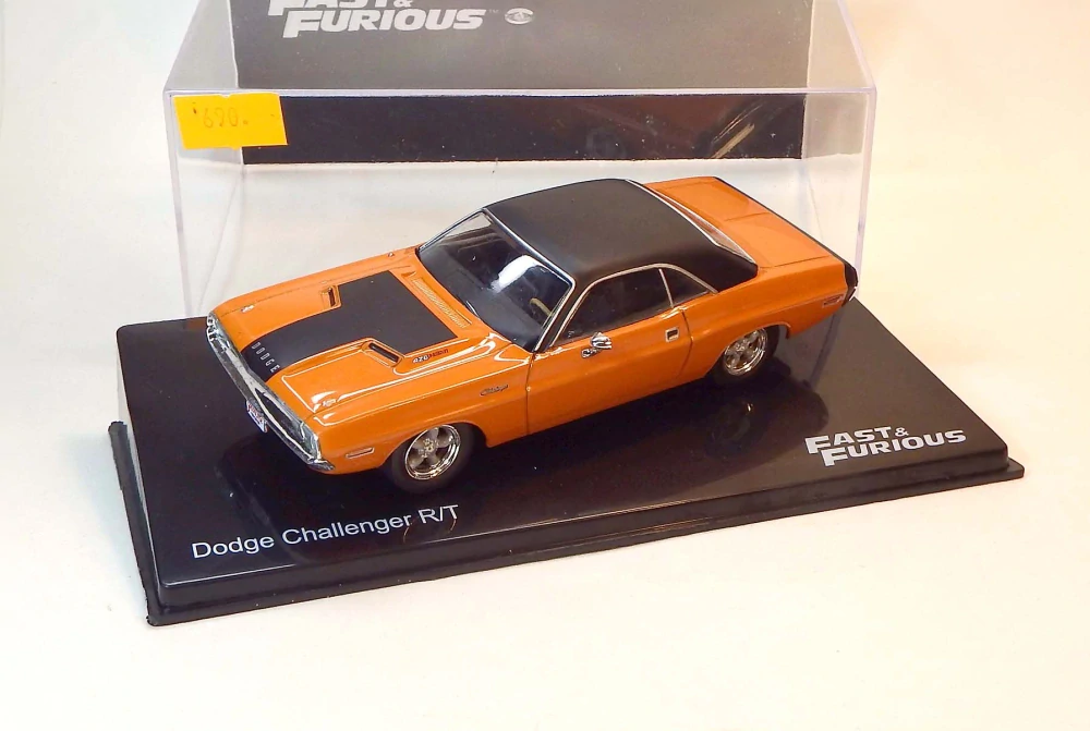 1:43 Dodge Challenger R/T, bazar - DeAgostini