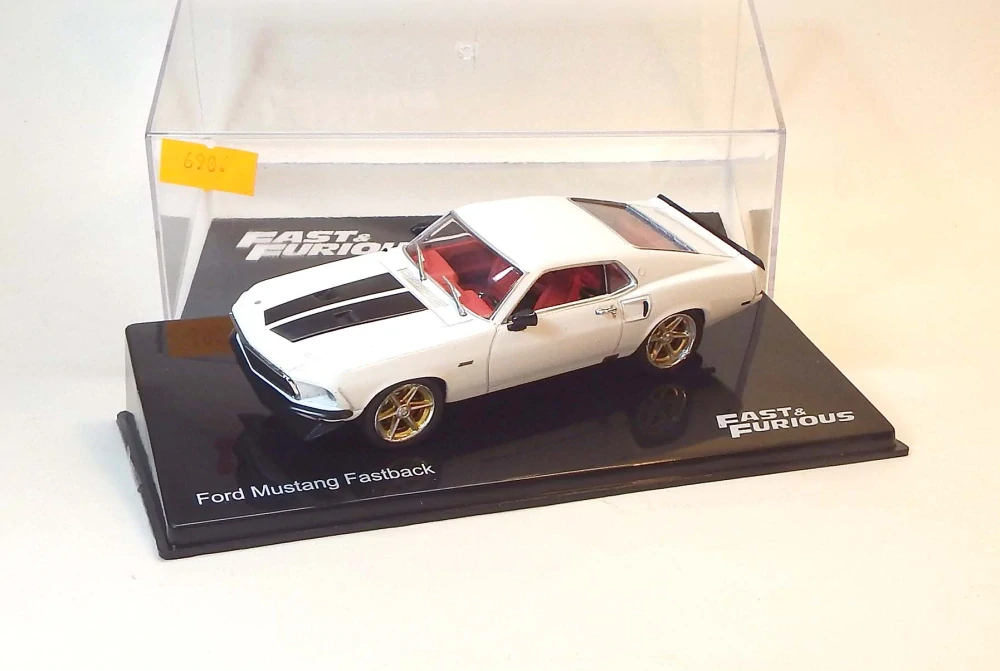 1:43 Ford Mustang Fastback, bazar - DeAgostini