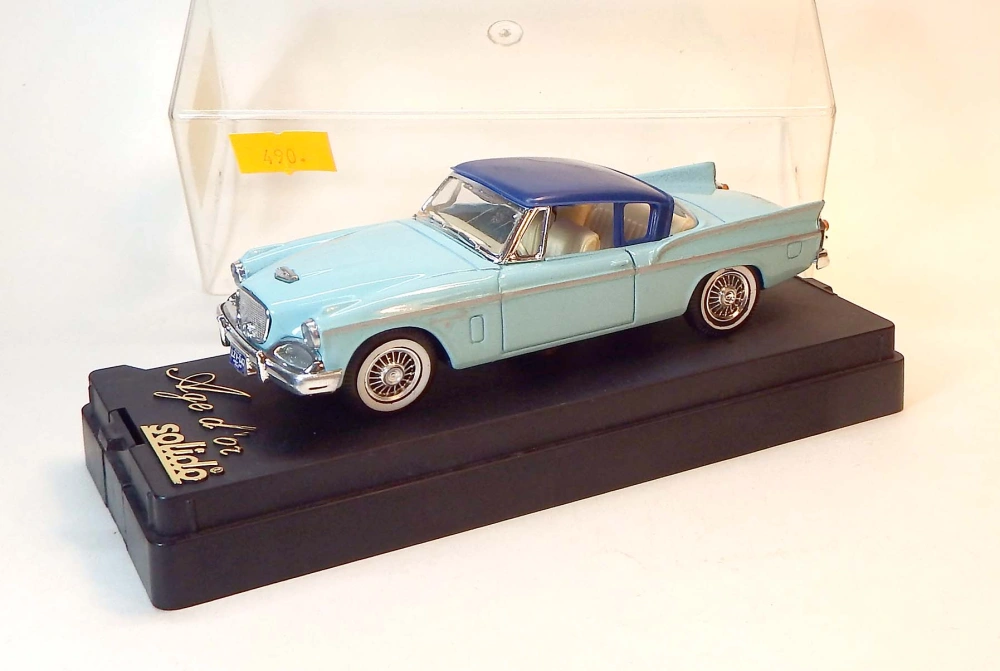 1:43 1957 Studebaker Hard-Top, bazar - Solido