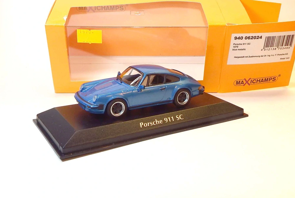 1:43 1979 Porsche 911 SC, bazar - Maxichamps