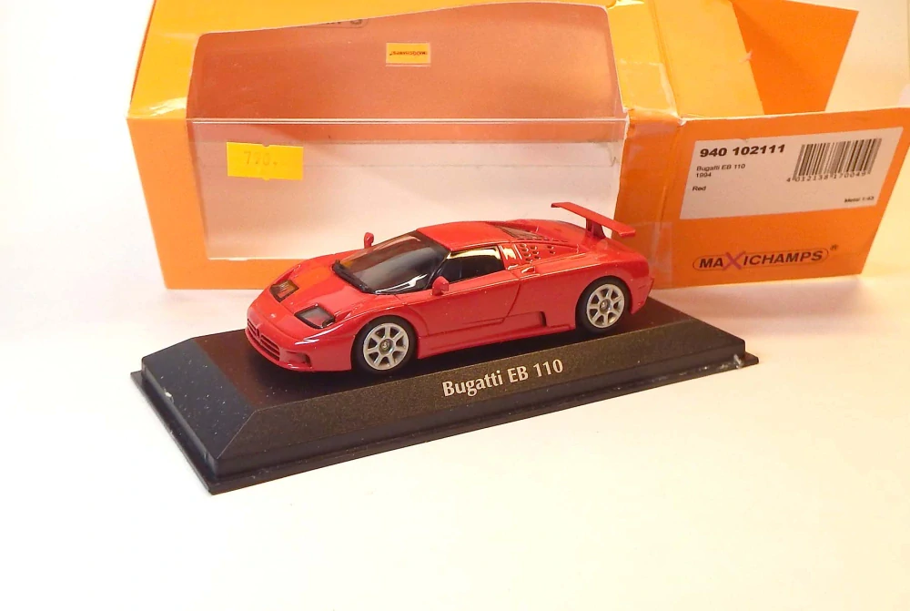1:43 1994 Bugatti EB 110, bazar - Maxichamps