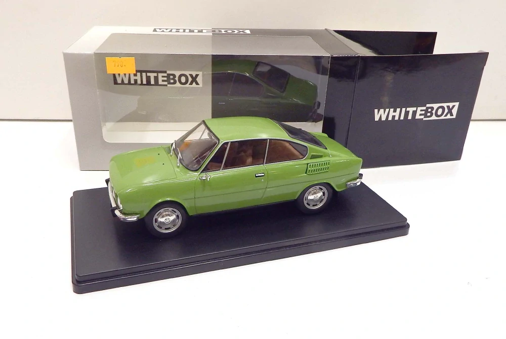 1:24 Škoda 110R, bazar - WhiteBox
