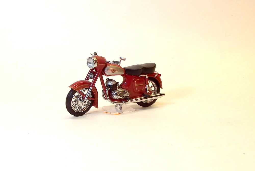 1:24 Jawa, bazar - Atlas