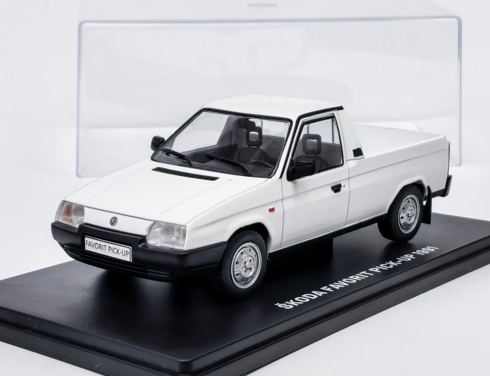 1:24 Škoda Favorit Pick-up (1991) bílá - DeAgostini