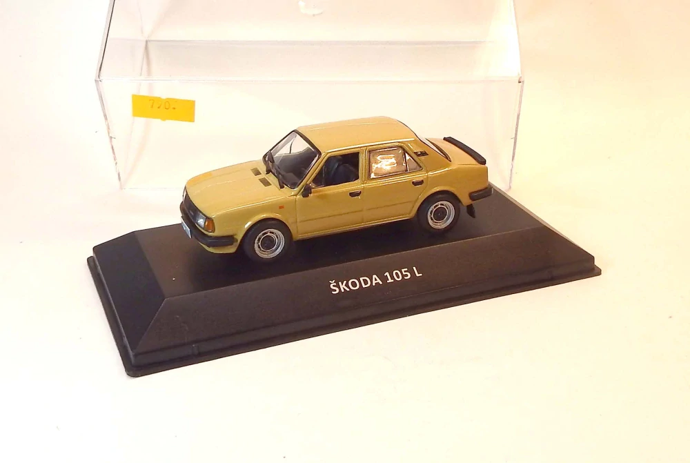 1:43 Škoda 105L, bazar - DeAgostini