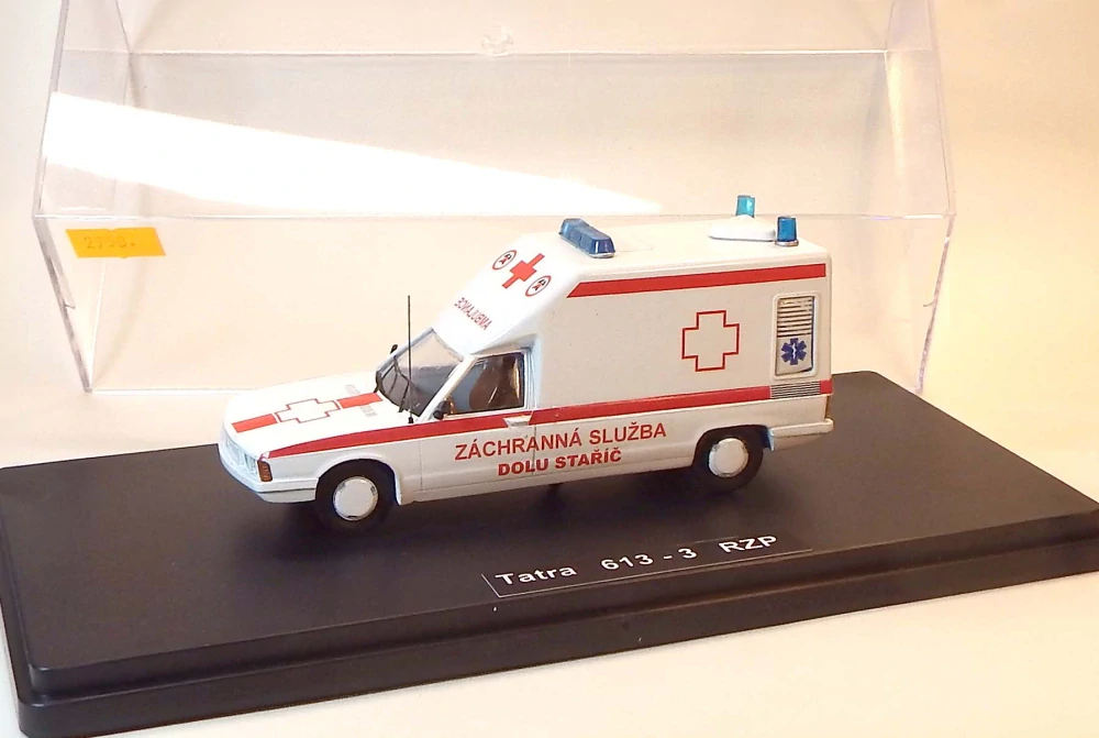 1:43 Tatra 613-3 RZP Dolu Staříč, ruční práce - MACmodel