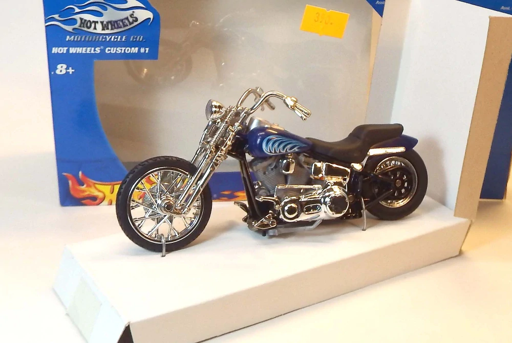 1:18 Custom #1, bazar - Hot Wheels