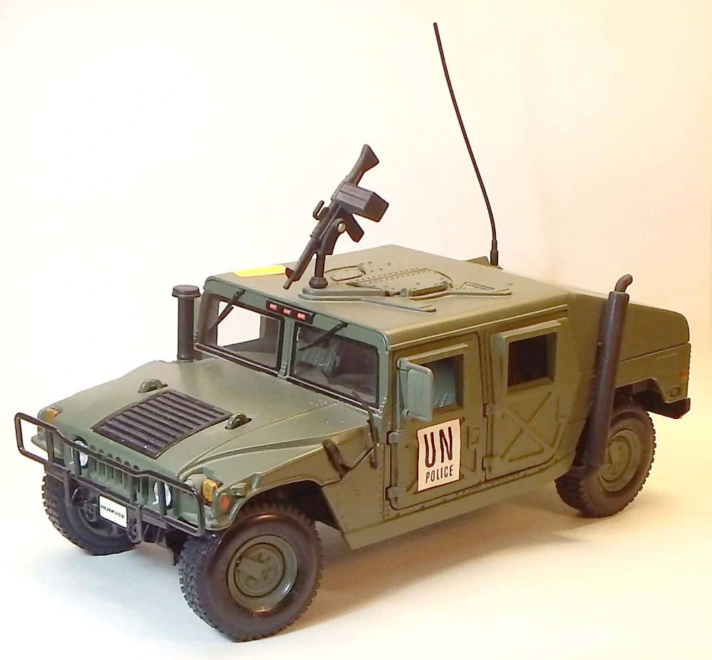 1:18 Humvee, bazar - Maisto