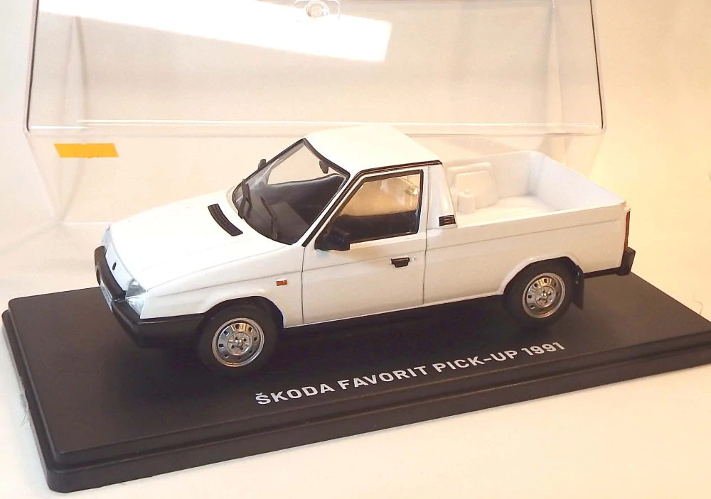1:24 1981 Škoda Favorit Pick-Up, bazar - DeAgostini