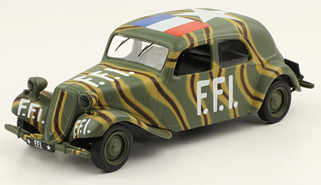 1:43 Citroën Traction Avant 11 BL, prasklý plastový kryt - DeAgostini