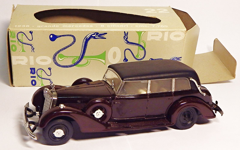 1:43 Mercedes Grand, poškozený - Rio
