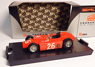 1:43 Ferrari D50, bazar - Brumm