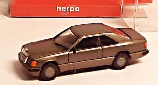 1:87 Mercedes 300 CE, bazar - Herpa
