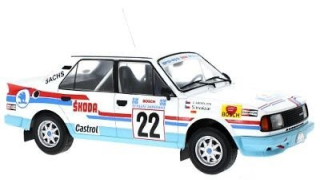 1:18 Škoda 130 LR #22 Rally Acropolis 1986, Kvaizar/Janeček - IXO