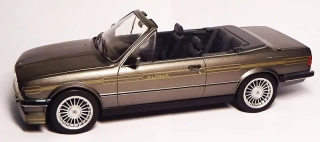 1:18 BMW Alpine cabrio, bez krabice