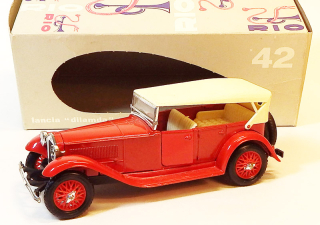 1929 Lancia "dilamda" Torpedo - poškozená - Rio