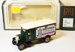 1931 Morris Van - Lledo
