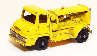 MB-28 Thames Trader Compressor Truck, bazar, poškozený - Matchbox