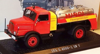1:43 IFA S400-1 SW7, bazar - Atlas