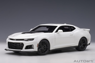 1:18 Chevrolet Camaro ZL1 2017 (Summit White) - AutoArt
