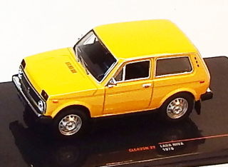 1:43 Lada Niva 1978, bazar, bez krytu krabičky - Ixo