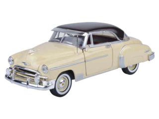 1:24 Chevrolet Bel Air 1950 - MotorMax
