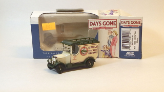 Bull Nose Morris van, bazar - Lledo