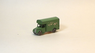 17 Bedford Removals Van, bazar, bez krabičky - Moko Lesney