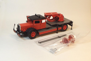 Mercedes Benz Feuerwehr, bazar, ruční práce, poškozený