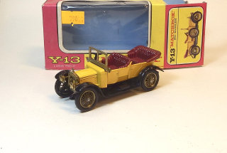 Y-13 1911 Daimler, bazar - Matchbox Yesteryear