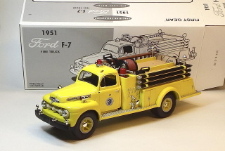 1:34 Ford F-7 Fire Truck 1951, hasiči, bazar - First Gear