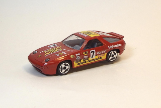 1:43 Porsche 928 S4, bazar, bez krabičky - Bburago