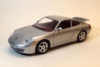1:24 Porsche Carrera 911 1997, bazar, bez krabičky - Bburago