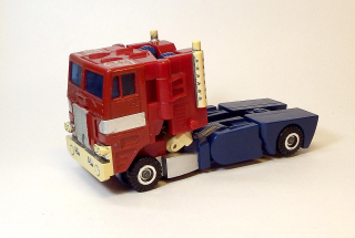 Transformer truck - hračka, bazar