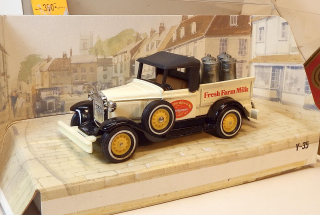 Y-35 1930 Model A Ford, bazar - Matchbox Yesteryear