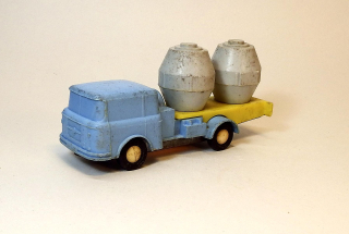 Škoda 706, přeprava cementu - hračka, bazar - Igra