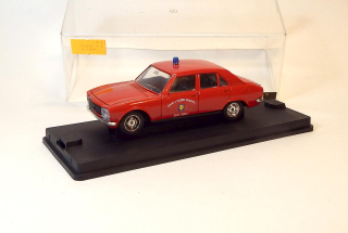 1:43 Peugeot 504 Berline Hasiči, bazar - Verem