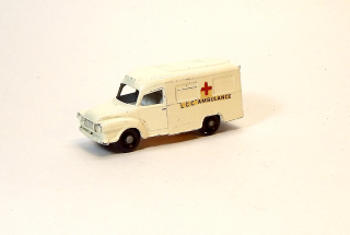 MB-14 Lomas Ambulance, bazar, bez krabičky - Matchbox