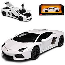 1:18 Lamborghini Aventador LP700 - Rastar