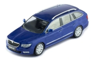 1:43 Škoda SUPERB II (3T) Combi 2008 - IXO