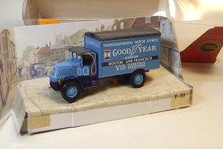 Y-33 1930 Mack AC, bazar - Matchbox