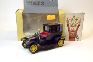 1:36 Praga Charon Landaulet 1907, bazar - Igra