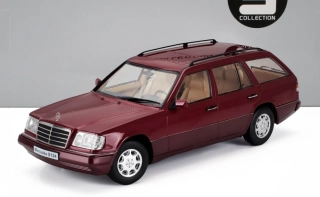 1:18 Mercedes Benz E CLASS T-MODEL 1995 - Triple9