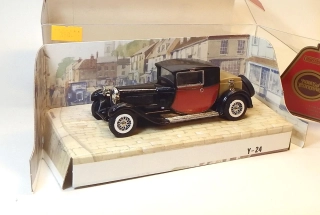 Y-24 1927 Bugatti T44, bazar - Matchbox Yesteryear