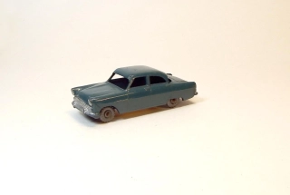 MB-33 Ford Zodiac, bazar, bez krabičky - Moko Lesney