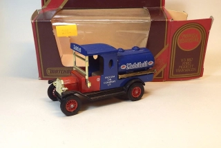 Y-3 1912 Model T Ford Tanker, bazar - Matchbox Yesteryear