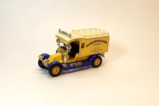 Y-25 Renault, bazar, bez krabičky - Matchbox Yesteryear