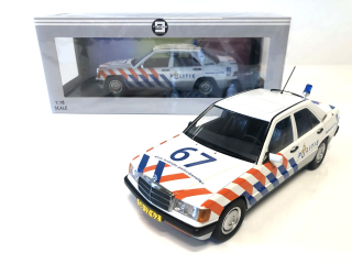 1:18 Mercedes-Benz 190E ( W201 ) #67 Dutch traffic police - Triple9