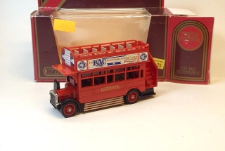 Y-23 1922 AEC Omnibus, bazar - Matchbox Yesteryear