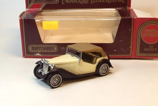 Y-8 1945 MG-TC, bazar - Matchbox Yesteryear